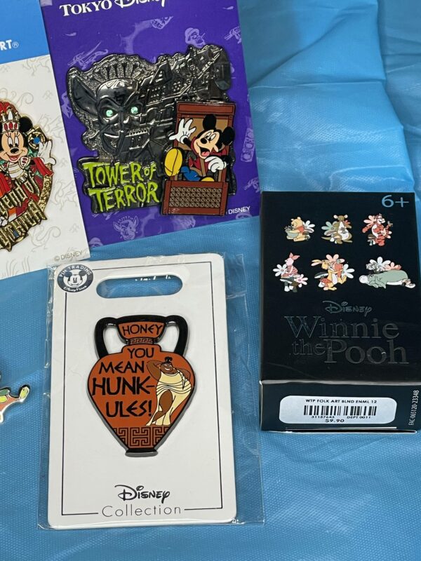 2024 Jolly Holidays Lot 04 - Pin Bag & Pins - Image 7