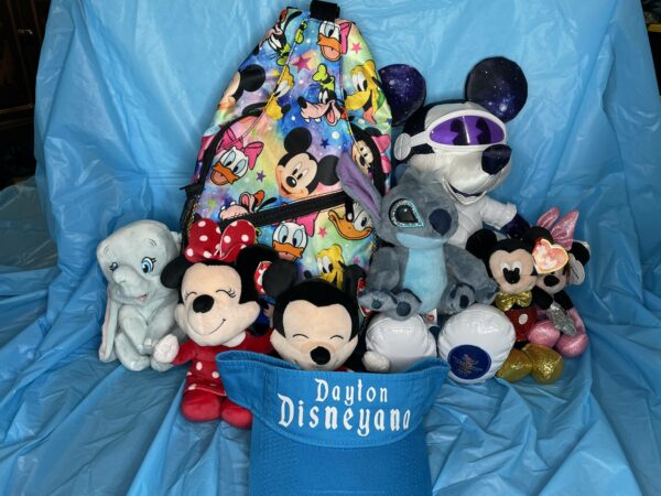 2024 Jolly Holidays Lot 05 - Crossbody & Plushie